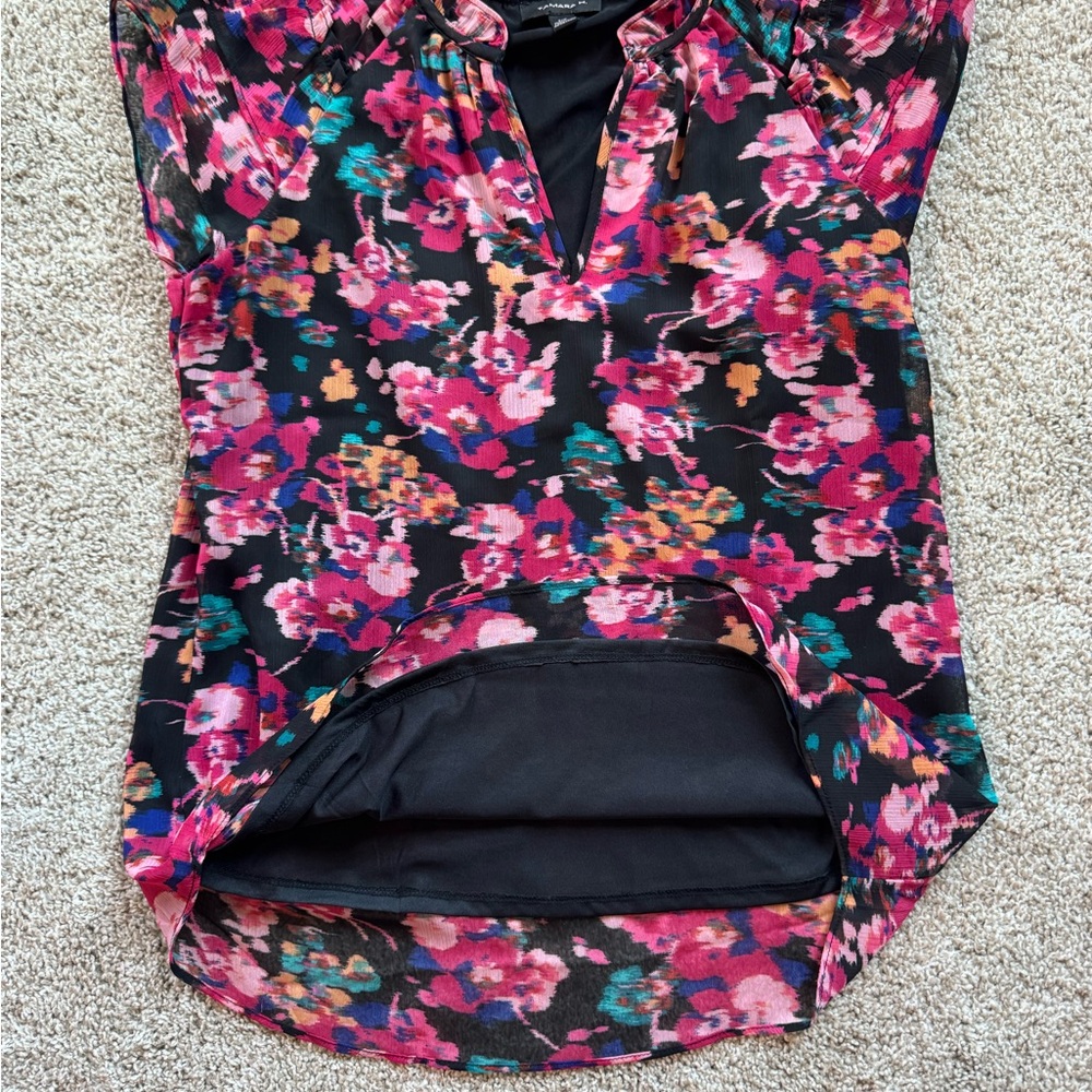 Women’s Floral Ruffle Neck Blouse Vneck top dressy size small - Picture 7 of 11